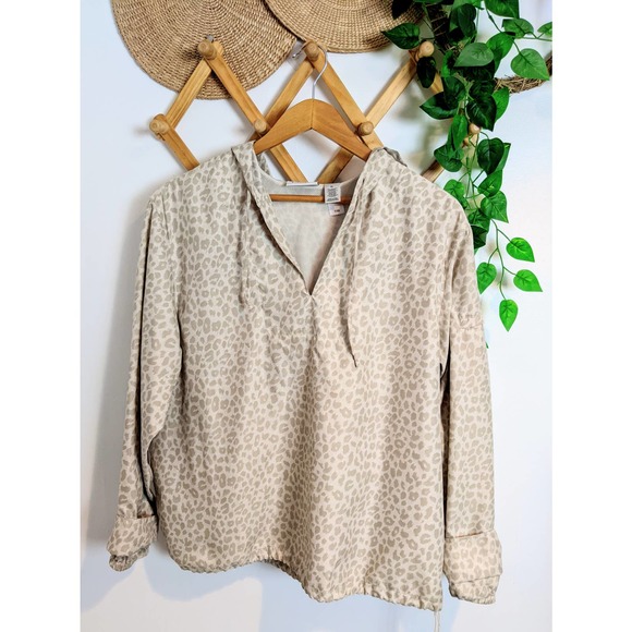 LIZGOLF Jackets & Blazers - LIZGOLF ANIMAL PRINT PULLOVER LIGHT JACKET SIZE XL